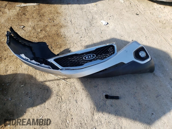 2013 Kia Sorento LX z VIN 5XYKT3A69DG419372, wystawiony jako Copart lot #55088725 z przebiegiem 90 327 mil mil oraz Szkoda całkowita • Salvage title. Historia ofert i sprzedaży dostępna na DreamBid. Obrazek 13.