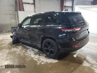 2024 Jeep Grand Cherokee Laredo with VIN 1C4RJHAG6R8929378, listed as a Copart auction lot 42204865 with 8,086 mi miles and Salvage title. Bid and sale history available at DreamBid. Image 2.