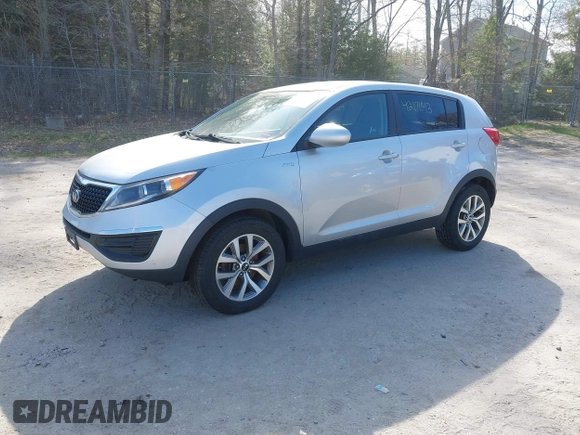 2016 Kia Sportage LX with VIN KNDPBCAC8G7879297, listed as a IAAI auction lot 42171143 with 132,753 mi miles and . Bid and sale history available at carsss.com. Image 2.