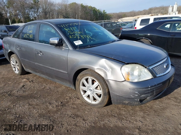 2006 Ford Five Hundred Limited with VIN 1FAHP25126G148023, listed as a IAAI auction lot 41895312 with 999,999 mi miles. Bid and sale history available at carsss.com. Image 1.
