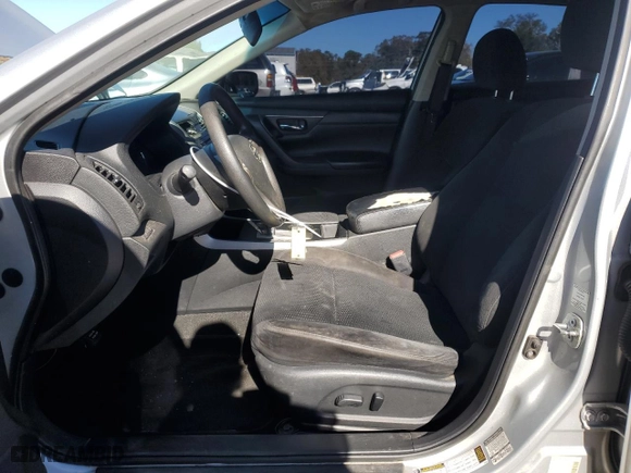 2015 Nissan Altima 2.5 S with VIN 1N4AL3AP8FN405212, listed as a Copart auction lot 84347774 with 172,581 mi miles and Clean Title. Bid and sale history available at carsss.com. Image 7.