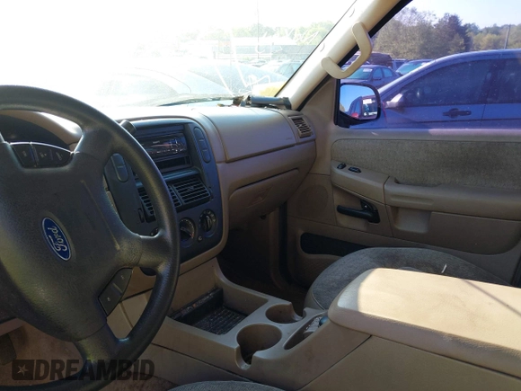 2003 Ford Explorer XLS z VIN 1FMZU62K73ZB22816, wystawiony jako IAAI lot #41964301 z przebiegiem 320 498 mil mil oraz . Historia ofert i sprzedaży dostępna na DreamBid. Obrazek 5.