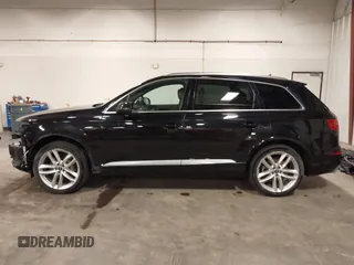 2017 Audi Q7 Prestige with VIN WA1VABF71HD043036, listed as a IAAI auction lot 42255140 with 90,009 mi miles and . Bid and sale history available at DreamBid. Image 15.
