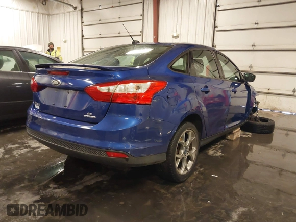2013 Ford Focus SE z VIN 1FADP3F2XDL124732, wystawiony jako IAAI lot #41510140 z przebiegiem 69 819 mil mil oraz . Historia ofert i sprzedaży dostępna na DreamBid. Obrazek 4.