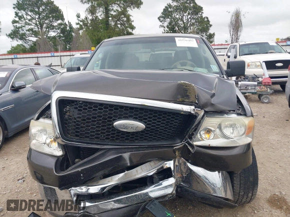 2006 Ford F-150 XLT with VIN 1FTRW12W96FA87318, listed as a IAAI auction lot 41936492 with 221,709 mi miles. Bid and sale history available at carsss.com. Image 12.