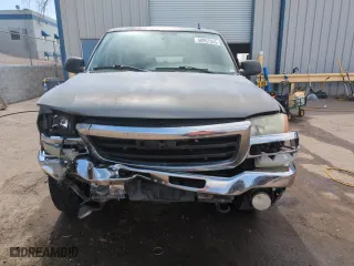 2006 GMC Sierra 1500 SLE1 with VIN 1GTEK19B96Z218114, listed as a Copart auction lot 50957945 with 195,854 mi miles and Salvage Title. Bid and sale history available at carsss.com. Image 5.