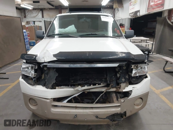 2008 Ford Expedition EL Eddie Bauer with VIN 1FMFK18538LA60838, listed as a IAAI auction lot 41456310 with 201,597 mi miles. Bid and sale history available at carsss.com. Image 12.
