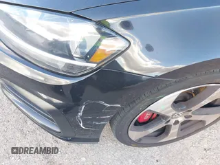 2019 Volkswagen GTI S с VIN 3VW5T7AU4KM008302, выставлен на аукционе IAAI как лот 40997848 с пробегом 32 338 миль миль и . История ставок и продаж доступна на DreamBid. Изображение 17.