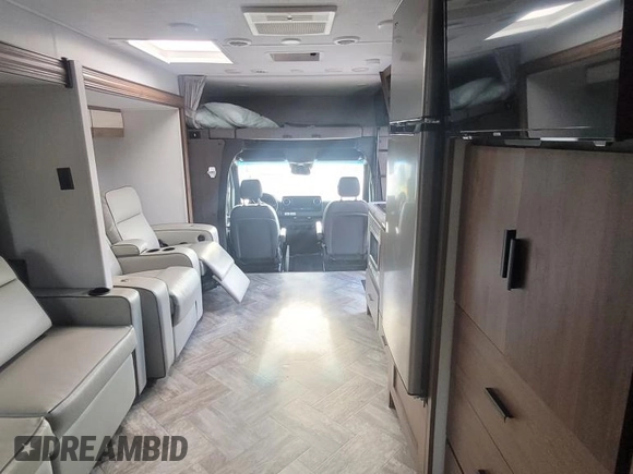 2020 Mercedes-Benz Sprinter with VIN W1X8E33YXLN089784, listed as a Copart auction lot 75533904 with 26,848 mi miles and Clean Title. Bid and sale history available at DreamBid. Image 13.