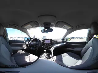 2024 Toyota Camry LE z VIN 4T1R11AKXRU883388, wystawiony jako IAAI lot #41977607 z przebiegiem 8 784 mil mil oraz . Historia ofert i sprzedaży dostępna na DreamBid. Obrazek 18.