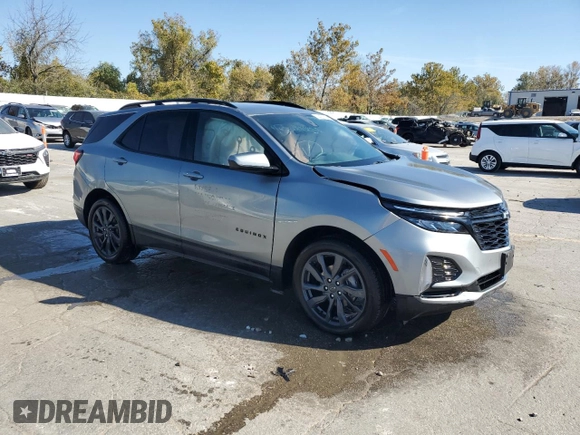 2024 Chevrolet Equinox RS z VIN 3GNAXMEGXRS203536, wystawiony jako Copart lot #74401824 z przebiegiem 3 841 mil mil oraz Czysty tytuł • Clean title. Historia ofert i sprzedaży dostępna na DreamBid. Obrazek 4.