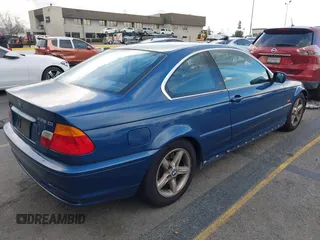 2001 BMW 3 Series 325Ci with VIN WBABN33401JW55892, listed as a IAAI auction lot 41751934 with 1 mi miles. Bid and sale history available at carsss.com. Image 4.