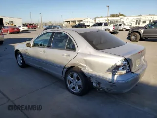 2003 Mercedes-Benz C 230/260/280/320 with VIN WDBRF64J33F309005, listed as a Copart auction lot 73726644 with Not Provided miles and Salvage Title. Bid and sale history available at DreamBid. Image 2.