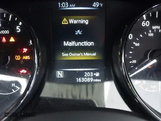 2017 Nissan Rogue SL with VIN 5N1AT2MT7HC863864, listed as a IAAI auction lot 41257835 with 167,597 mi miles. Bid and sale history available at carsss.com. Image 16.