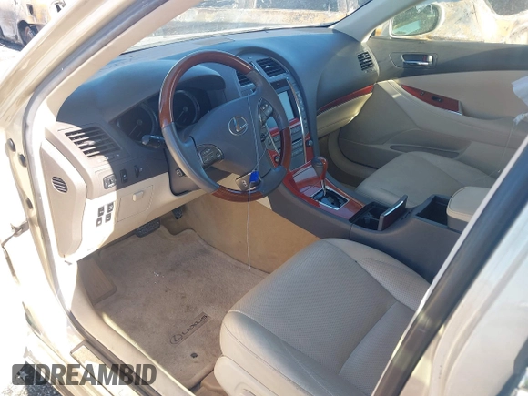 2011 Lexus ES 330 with VIN JTHBK1EG7B2466044, listed as a IAAI auction lot 39892963 with 76,246 mi miles and . Bid and sale history available at carsss.com. Image 5.