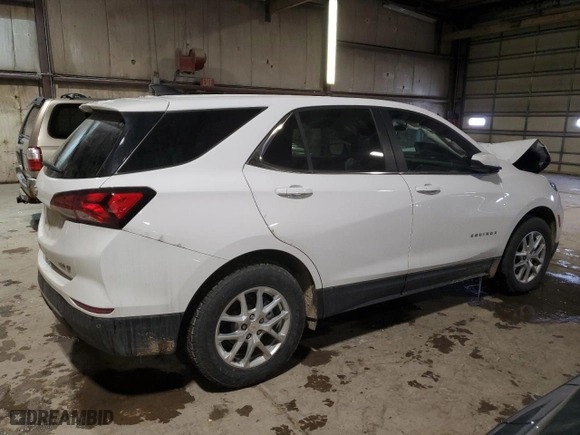 2024 Chevrolet Equinox LT with VIN 3GNAXTEG3RL301859, listed as a Copart auction lot 45608765 with 30,142 mi miles and Clean Title. Bid and sale history available at carsss.com. Image 3.