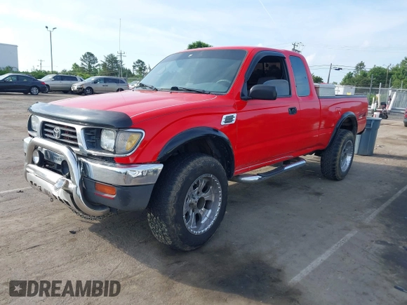 1996 Toyota Tacoma z VIN 4TAWM72N8TZ158887, wystawiony jako IAAI lot #42171836 z przebiegiem 248 871 mil mil oraz . Historia ofert i sprzedaży dostępna na DreamBid. Obrazek 2.
