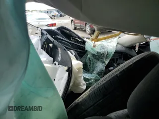 2017 Nissan Rogue SV z VIN KNMAT2MV3HP525943, wystawiony jako Copart lot #67040194 z przebiegiem Nie podano mil oraz Szkoda całkowita • Salvage title. Historia ofert i sprzedaży dostępna na DreamBid. Obrazek 8.