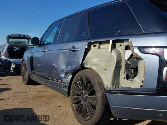 2022 Land Rover Range Rover Westminster with VIN SALGS2RU3NA467420, listed as a IAAI auction lot 42004620 with 38,138 mi miles and . Bid and sale history available at DreamBid. Image 6.