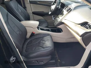 2019 Lincoln MKC Reserve with VIN 5LMTJ3DH1KUL01408, listed as a IAAI auction lot 41396256 with 75,769 mi miles. Bid and sale history available at carsss.com. Image 5.