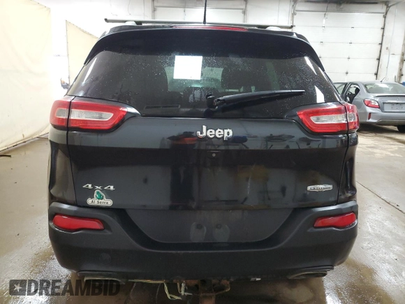 2015 Jeep Cherokee Latitude z VIN 1C4PJMCS3FW546328, wystawiony jako Copart lot #54182485 z przebiegiem 172 530 mil mil oraz Czysty tytuł • Clean title. Historia ofert i sprzedaży dostępna na DreamBid. Obrazek 6.
