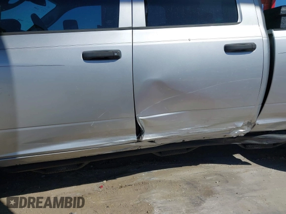 2014 Ram 2500 Tradesman with VIN 3C6UR5CJ2EG322271, listed as a IAAI auction lot 41768480 with 86,400 mi miles and . Bid and sale history available at DreamBid. Image 6.