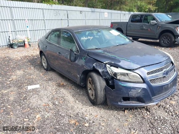 2013 Chevrolet Malibu LS with VIN 1G11B5SA3DF335413, listed as a IAAI auction lot 40515256 with 101,003 mi miles. Bid and sale history available at carsss.com. Image 1.