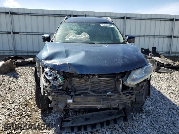 2016 Nissan Rogue SL with VIN 5N1AT2MT9GC880924, listed as a Copart auction lot 50440875 with 0 mi miles and Salvage Title. Bid and sale history available at carsss.com. Image 5.