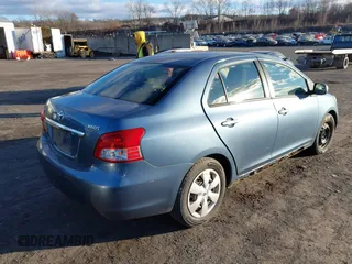2008 Toyota Yaris with VIN JTDBT923X81229660, listed as a IAAI auction lot 41310288 with 190,856 mi miles. Bid and sale history available at carsss.com. Image 4.
