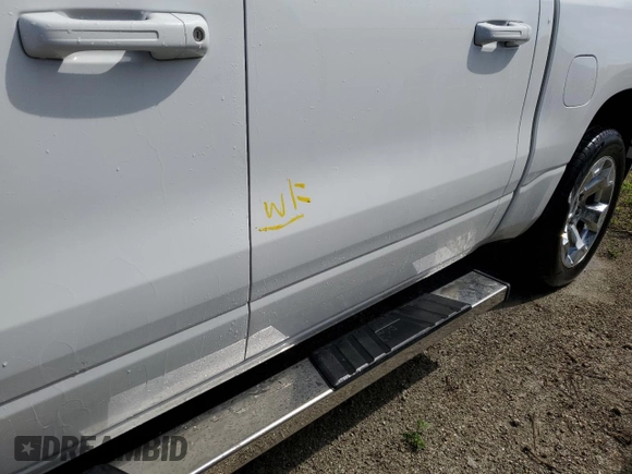 2021 Ram 1500 Big Horn z VIN 1C6RREFG5MN814952, wystawiony jako Copart lot #74951324 z przebiegiem 32 970 mil mil oraz Nie do naprawy • Non repairable. Historia ofert i sprzedaży dostępna na DreamBid. Obrazek 12.