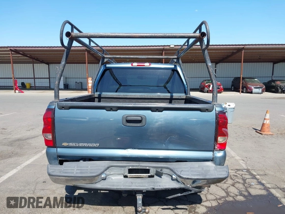 2006 Chevrolet Silverado 1500 LT1 with VIN 2GCEK13T861148180, listed as a IAAI auction lot 42201901 with 461,872 mi miles and . Bid and sale history available at DreamBid. Image 16.