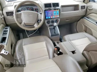 2007 Jeep Patriot Limited with VIN 1J8FT48W97D347601, listed as a Copart auction lot 58531825 with 141,053 mi miles and Salvage title. Bid and sale history available at DreamBid. Image 8.