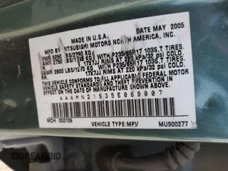 2005 Mitsubishi Endeavor LS z VIN 4A4MN21S35E069007, wystawiony jako Copart lot #76840484 z przebiegiem 230 777 mil mil oraz Szkoda całkowita • Salvage title. Historia ofert i sprzedaży dostępna na DreamBid. Obrazek 13.