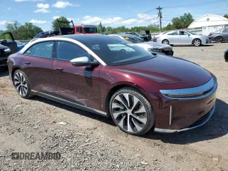 2022 Lucid Air Grand Touring z VIN 50EA1GBA0NA003171, wystawiony jako Copart lot #56913135 z przebiegiem 20 527 mil mil oraz Szkody całkowita. Historia ofert i sprzedaży dostępna na DreamBid. Obrazek 4.