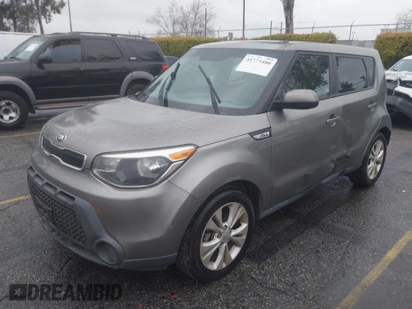 2015 Kia Soul + with VIN KNDJP3A51F7189253, listed as a IAAI auction lot 41773480 with 1 mi miles. Bid and sale history available at carsss.com. Image 17.