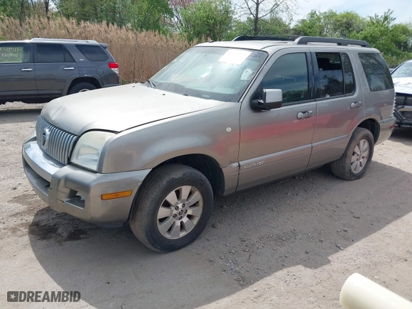 2008 Mercury Mountaineer with VIN 4M2EU47EX8UJ06182, listed as a IAAI auction lot 42104679 with 121,918 mi miles. Bid and sale history available at carsss.com. Image 2.