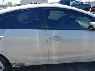 2015 Kia Forte LX with VIN KNAFK4A64F5341781, listed as a IAAI auction lot 42006968 with 219,151 mi miles and . Bid and sale history available at carsss.com. Image 13.
