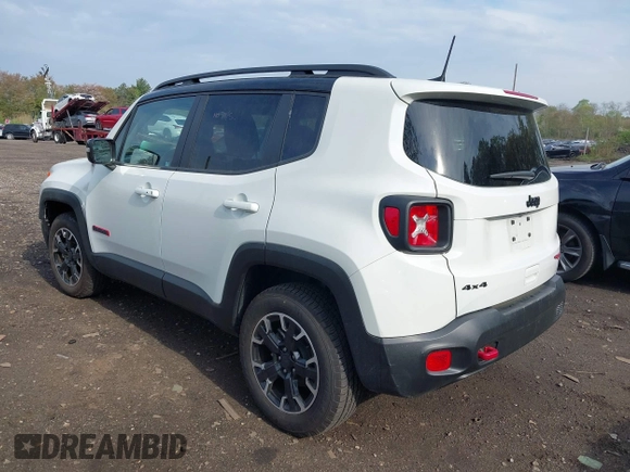 2023 Jeep Renegade Trailhawk z VIN ZACNJDC16PPP73152, wystawiony jako IAAI lot #42128199 z przebiegiem 2 779 mil mil oraz . Historia ofert i sprzedaży dostępna na DreamBid. Obrazek 3.