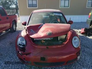 2009 Volkswagen New Beetle Coupe S with VIN 3VWRW31C79M500647, listed as a Copart auction lot 83794094 with 164,765 mi miles and Salvage Title. Bid and sale history available at carsss.com. Image 5.