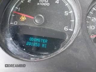 2007 Chevrolet Tahoe LT z VIN 1GNFC13027R112945, wystawiony jako IAAI lot #42178102 z przebiegiem 202 858 mil mil oraz . Historia ofert i sprzedaży dostępna na DreamBid. Obrazek 12.