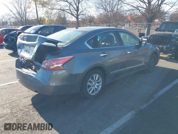 2014 Nissan Altima SV with VIN 1N4AL3AP2EN387708, listed as a IAAI auction lot 40797951 with 277,005 mi miles and . Bid and sale history available at carsss.com. Image 4.