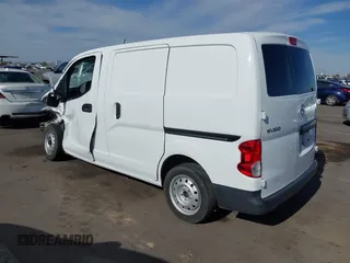 2016 Nissan NV200 S z VIN 3N6CM0KN6GK694378, wystawiony jako IAAI lot #42083804 z przebiegiem Nie podano mil oraz . Historia ofert i sprzedaży dostępna na DreamBid. Obrazek 3.