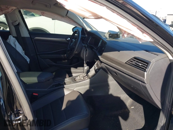 2021 Volkswagen Jetta SEL with VIN 3VWE57BU6MM045203, listed as a IAAI auction lot 41347591 with 46,927 mi miles and . Bid and sale history available at DreamBid. Image 5.
