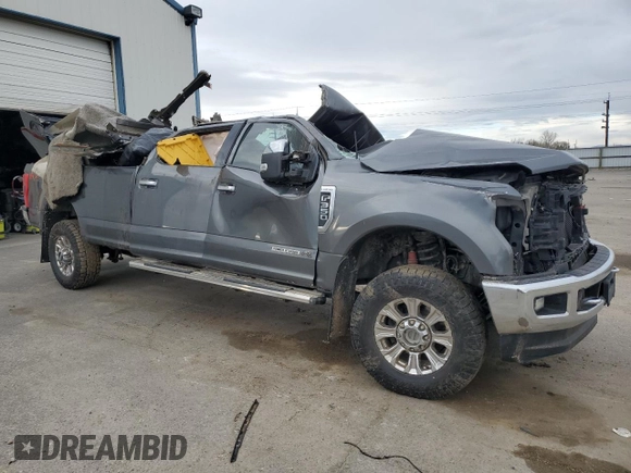 2017 Ford F-350 Platinum с VIN 1FT8W3BT7HEC54863, выставлен на аукционе Copart как лот 51062015 с пробегом Не указан миль и На запчасти • Non repairable. История ставок и продаж доступна на DreamBid. Изображение 4.