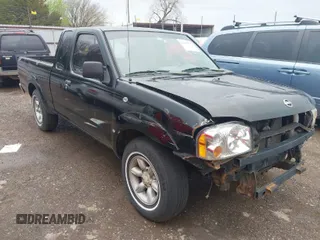2002 Nissan Frontier XE z VIN 1N6DD26SX2C359932, wystawiony jako IAAI lot #41930114 z przebiegiem 197 639 mil mil oraz . Historia ofert i sprzedaży dostępna na DreamBid. Obrazek 1.