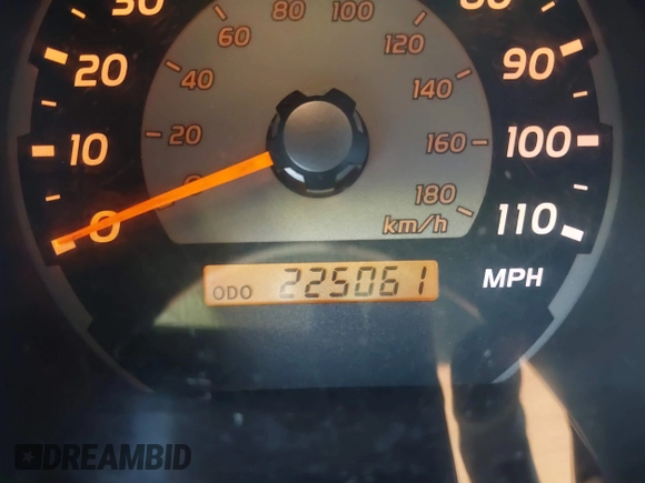 2004 Toyota 4Runner SR5 with VIN JTEBU14R040047039, listed as a IAAI auction lot 41998226 with 225,061 mi miles and . Bid and sale history available at DreamBid. Image 15.