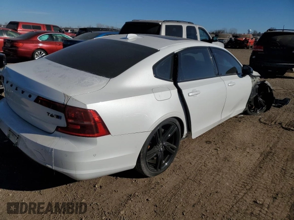 2020 Volvo S90 R-Design with VIN LVYA22MT5LP174097, listed as a Copart auction lot 87796705 with 43,079 mi miles and Salvage Title. Bid and sale history available at carsss.com. Image 3.