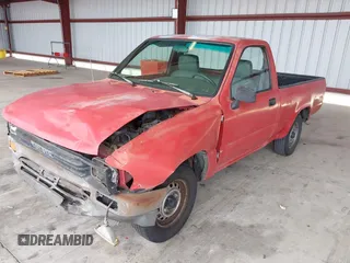1991 Toyota Pickup with VIN JT4RN81A4M0071920, listed as a IAAI auction lot 42657768 with 257,702 mi miles and . Bid and sale history available at DreamBid. Image 2.