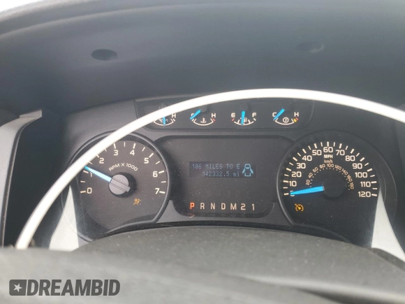 2013 Ford F-150 XL with VIN 1FTFW1CFXDFB79648, listed as a Copart auction lot 45218585 with 142,332 mi miles and Salvage Title. Bid and sale history available at carsss.com. Image 9.