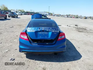 2012 Honda Civic Cpe Si with VIN 2HGFG4A55CH706373, listed as a IAAI auction lot 42061365 with 1 mi miles. Bid and sale history available at carsss.com. Image 16.